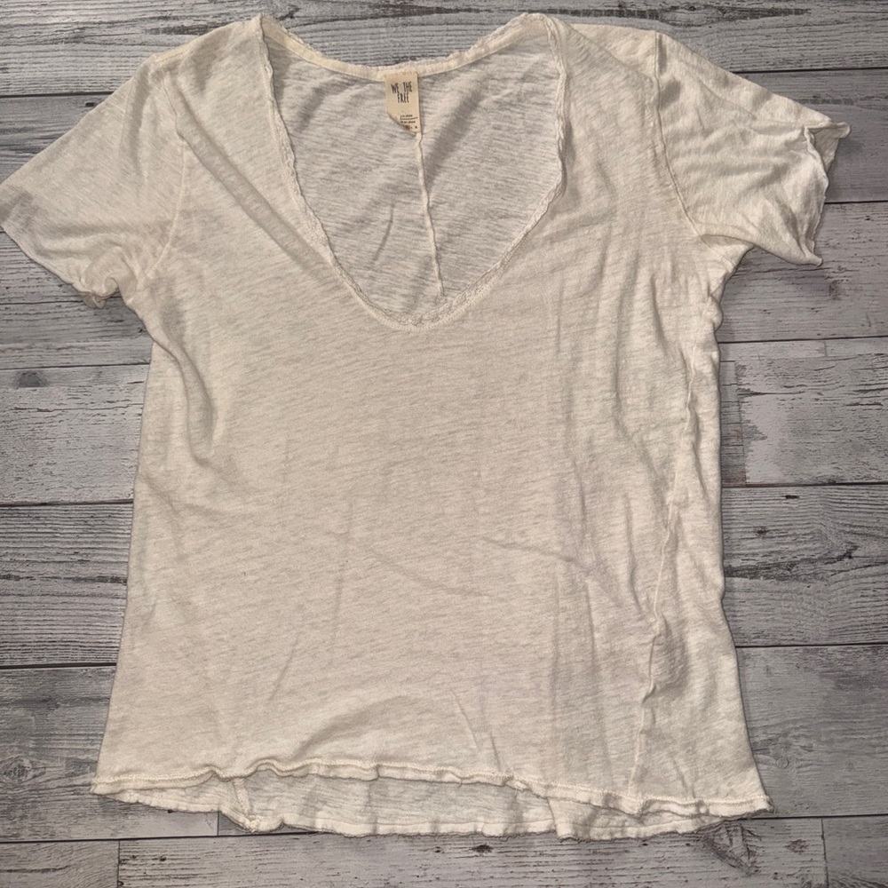 We The Free White Raw-Edge V-Neck Tee
